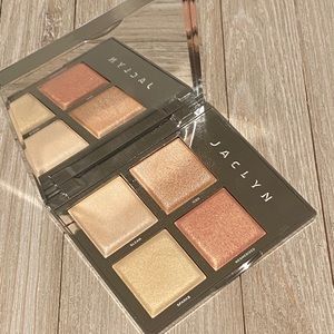 Jaclyn Cosmetics Flash Palette